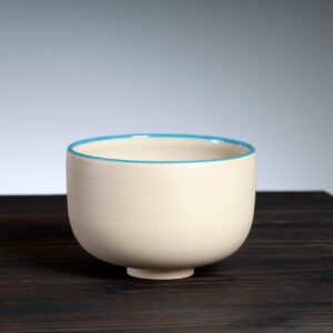 front view of bowl with blue rim